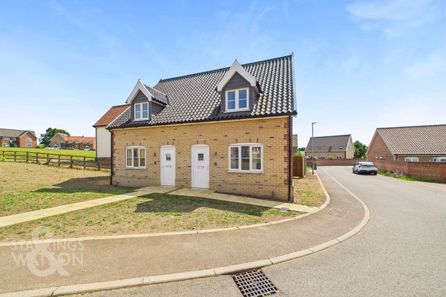 Roxbury Drive, East Harling, Norwich 2 bed semi