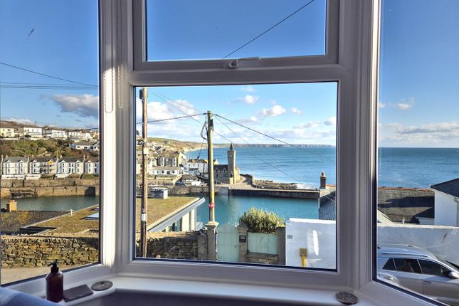 Claremont Terrace, Porthleven TR13 2 bed semi