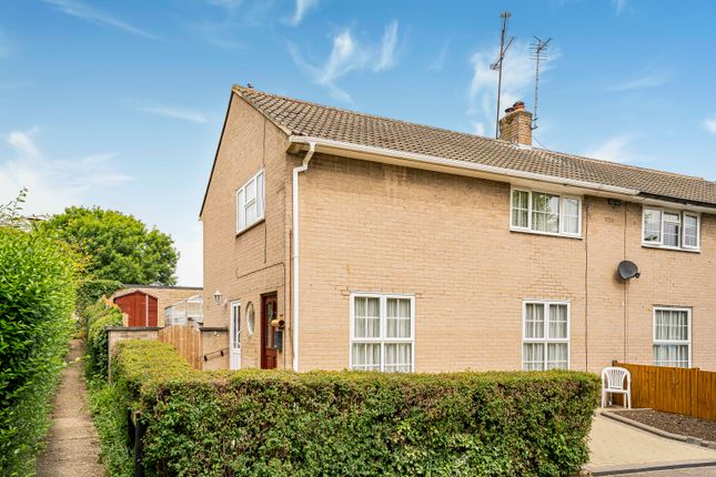 Haldens, Welwyn Garden City, AL7 4 bed semi