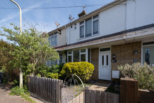 Station Road, Whitstable, Kent, CT5 2 bed terraced house for sale
