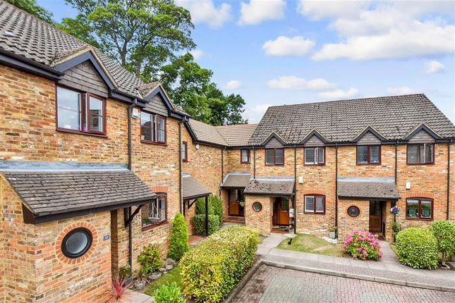 Lower Dunnymans, Banstead, Surrey 2 bed terraced house for sale