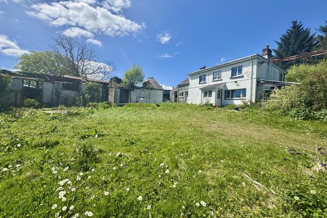 Llanfynydd, Carmarthen 3 bed detached house for sale