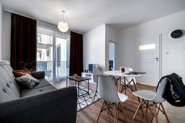 3 bed flat