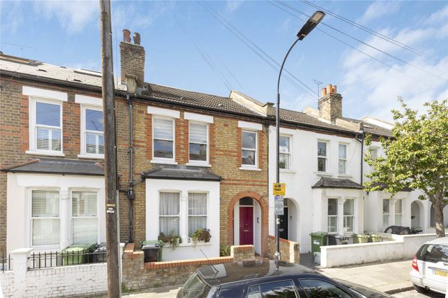 Althea Street, London, SW6 2 bed flat for sale