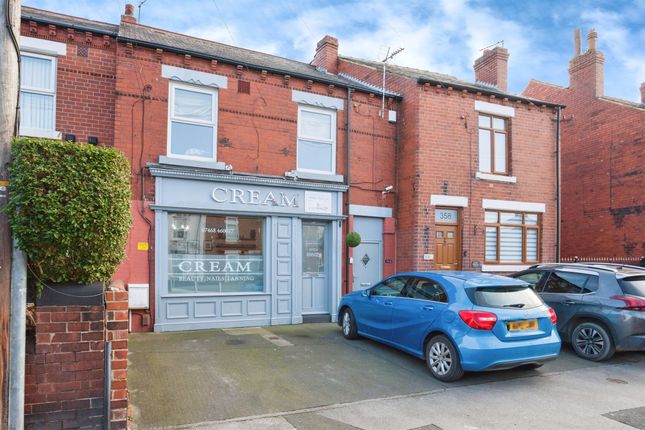 2 bed detached house