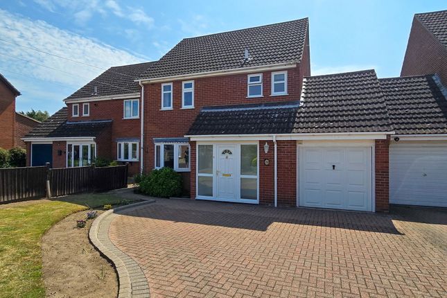 Hargham Road, Attleborough NR17 4 bed link detached house for sale