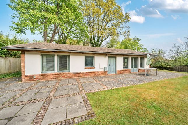 Nonnington Lane, Graffham, GU28 3 bed detached bungalow for sale