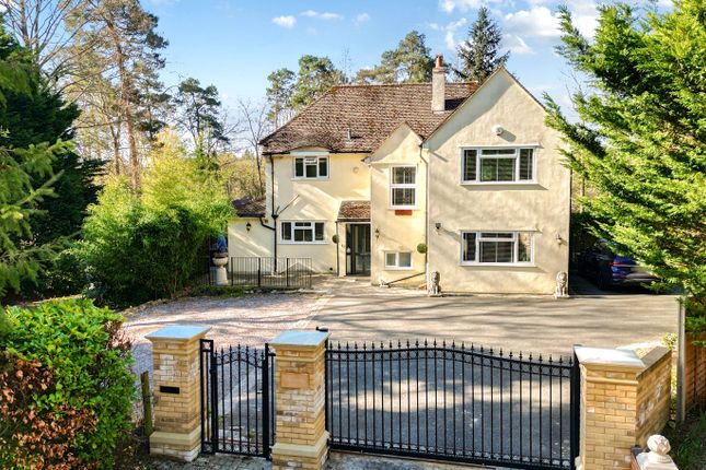 Dukes Covert, Bagshot, Surrey, GU19 4 bed detached house for sale