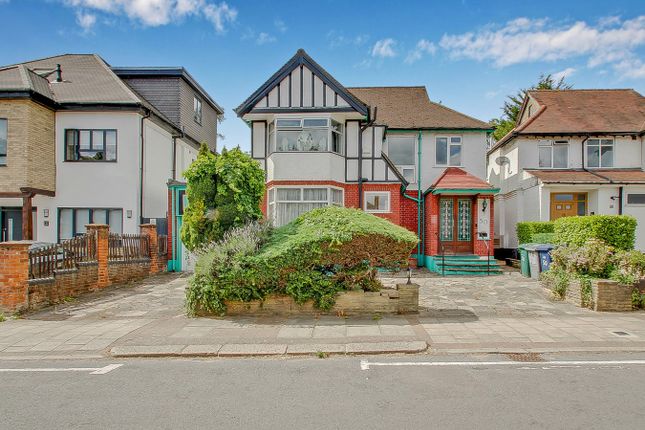 Neeld Crescent, London, NW4 4 bed detached house for sale