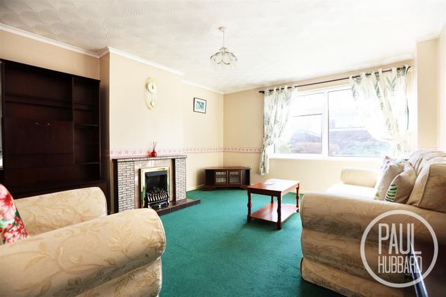 Lloyds Avenue, Kessingland, NR33 2 bed terraced bungalow for sale