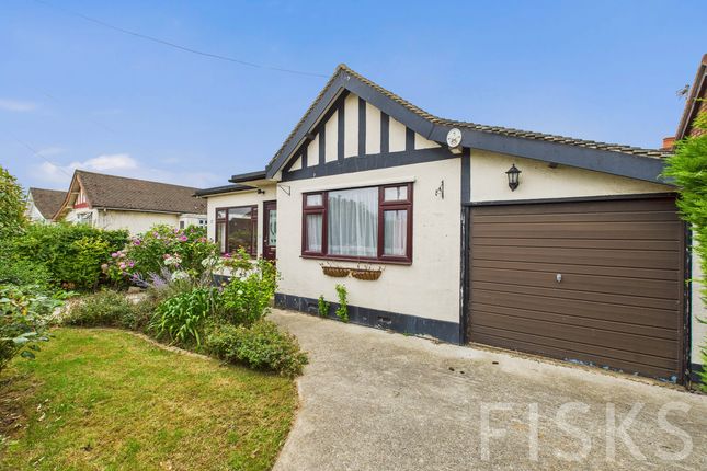 Beachway, Canvey Island, SS8 3 bed bungalow for sale