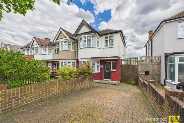 Clitheroe Avenue, Rayners Lane 3 bed end of terrace house for sale