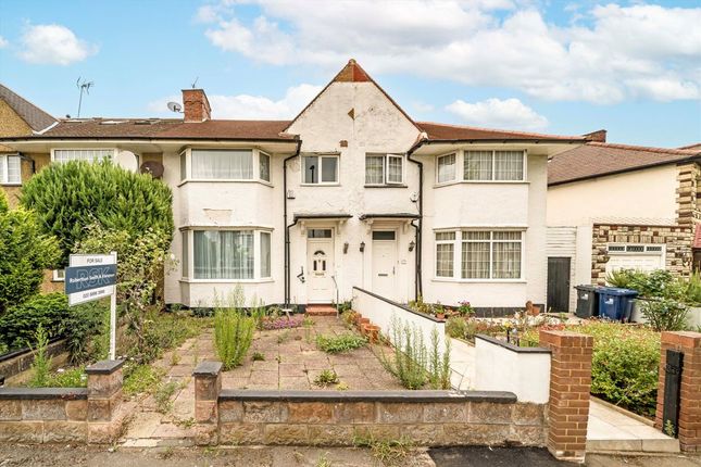 Allan Way, London W3 3 bed house for sale