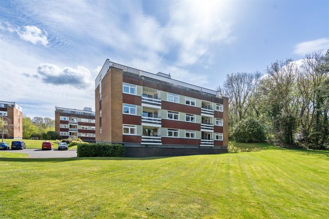 Riverside Drive, Solihull 3 bed flat for sale