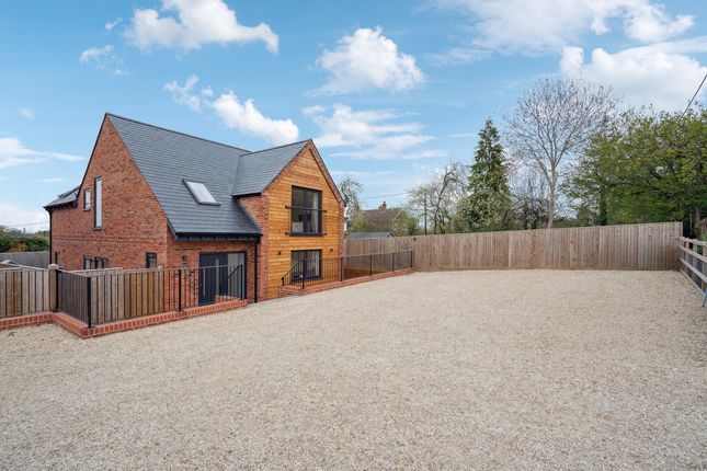 Reading Road, Harwell, OX11 4 bed detached house for sale