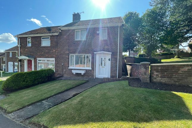 Colston Rise, Peterlee, Durham, SR8 2AZ 2 bed semi