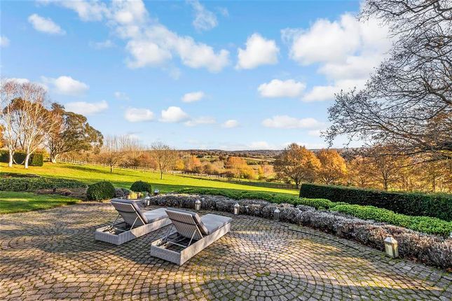 Salmans Lane, Tunbridge Wells TN11 5 bed detached house for sale