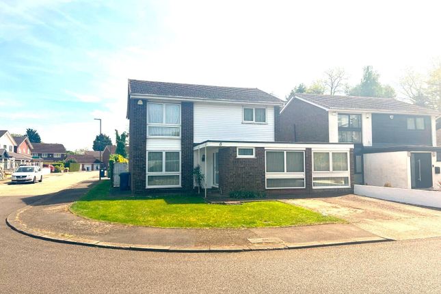 Langland Drive, Pinner, HA5 4 bed detached house for sale