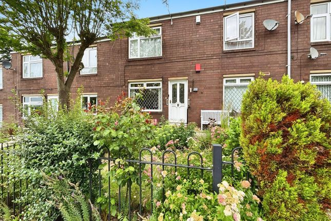 Welham Walk, Bradford BD3 1 bed ground floor flat for sale