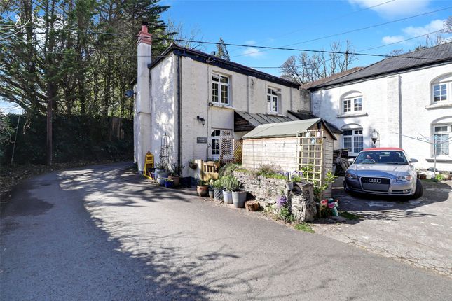 2 bed link detached house