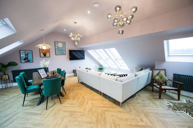 Buxton Manor, Buxton SK17 3 bed apartment for sale