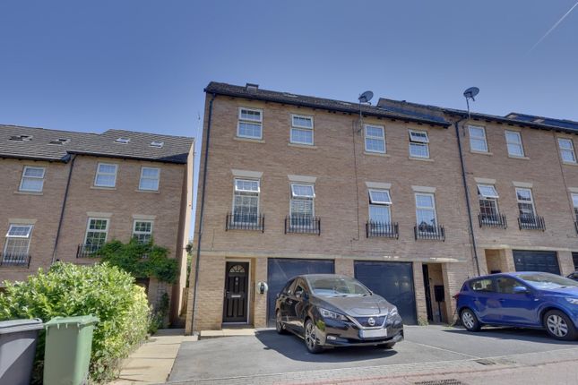 Raynville Way, Leeds, West Yorkshire... 4 bed end of terrace house for sale