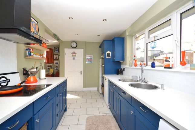 Enbrook Valley, Folkestone CT20 4 bed detached house for sale