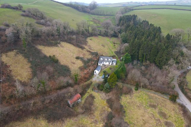 Pentremeurig Road, Carmarthen, SA31 3 bed property with land for sale