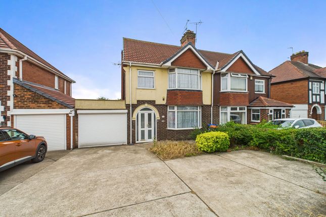 Huthwaite Road, Sutton in Ashfield... 3 bed detached house for sale