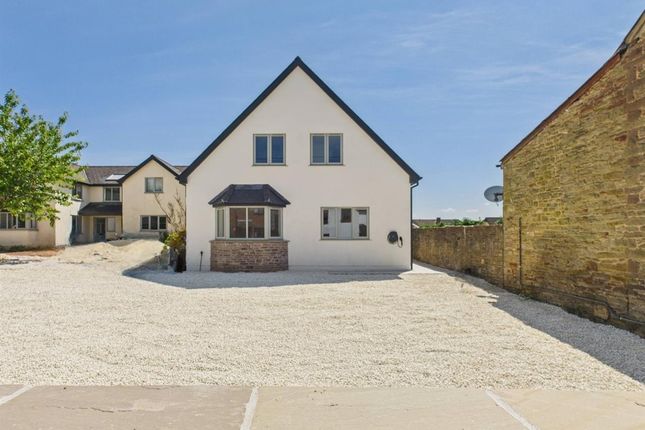 Primrose Hill, Lydney GL15 4 bed detached house for sale