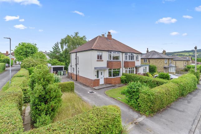 Prince Henry Road, Otley LS21 3 bed semi