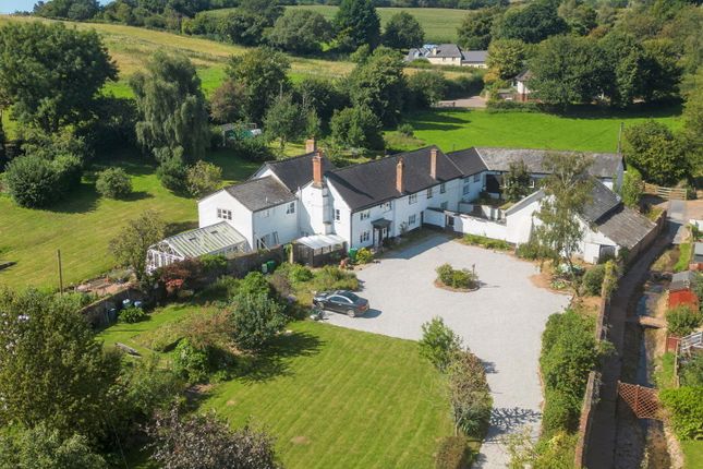 10 bedroom semi-detached house for sale