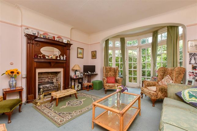 Waldron Road, Broadstairs, Kent 5 bed detached house for sale