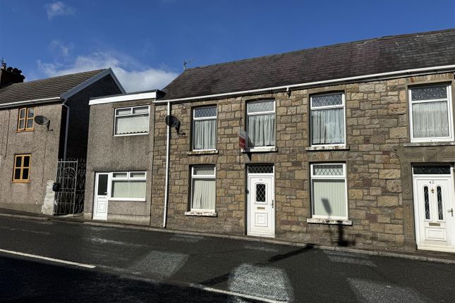 Gwilym Road, Cwmllynfell, Swansea 3 bed semi