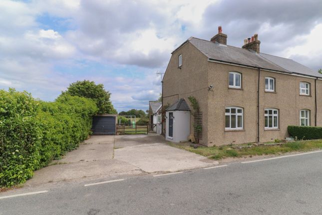 Monkton Road Farm Cottages, Monkton... 4 bed semi