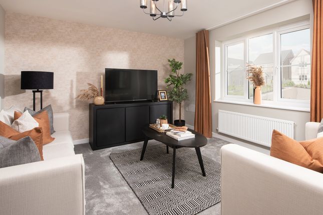 3 bed detached house