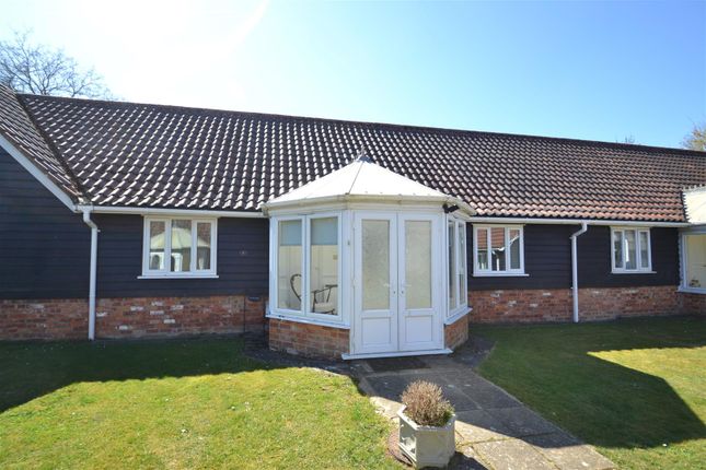 Stocking Hill, Cottered 2 bed terraced bungalow for sale