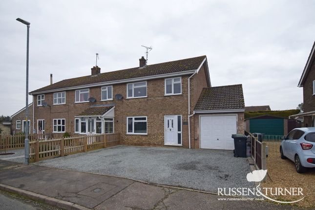 Briar Close, King's Lynn PE32 3 bed end of terrace house for sale