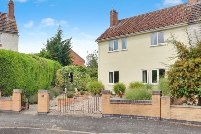 Brook Lane, Loughborough LE12 3 bed semi