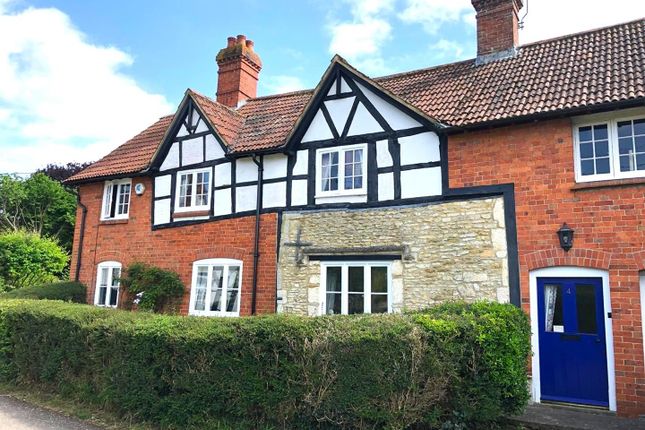 Dark Lane North, Steeple Ashton 4 bed semi