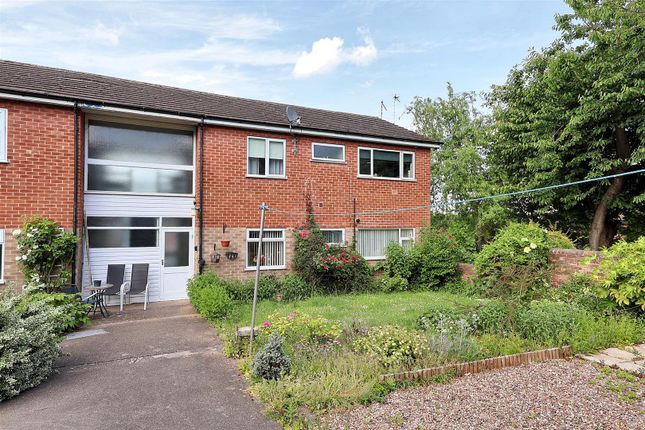 Mount Pleasant, Carlton, Nottingham 2 bed flat for sale
