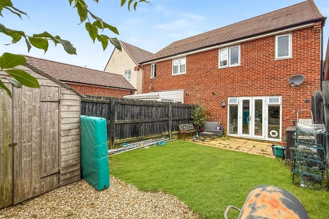 Birdwood Crescent, Bideford EX39 3 bed semi