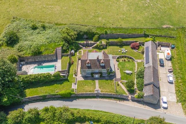 Gatcombe Road, Gatcombe 5 bed detached house for sale