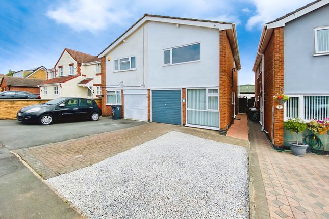 Beacon Avenue, Thurmaston, LE4 3 bed semi