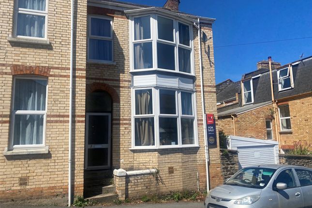 Richmond Road, Ilfracombe, Devon, EX34 2 bed end of terrace house for sale