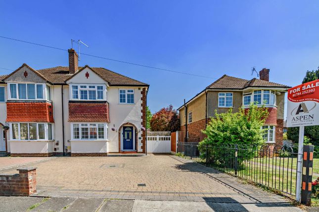 Benedict Drive, Feltham TW14 3 bed semi