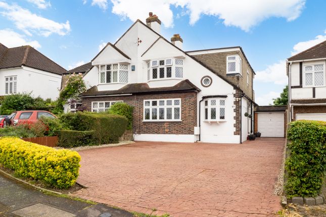 Tudor Avenue, Worcester Park KT4 4 bed semi
