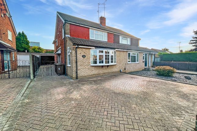 Homerton Road, Luton, Bedfordshire... 3 bed semi