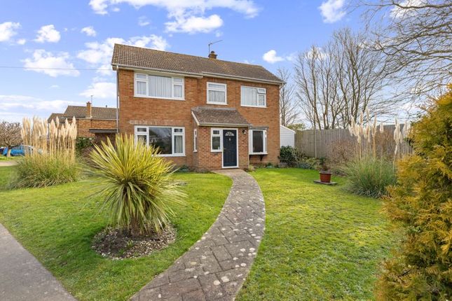 Norwich Road, Chichester 3 bed detached house for sale