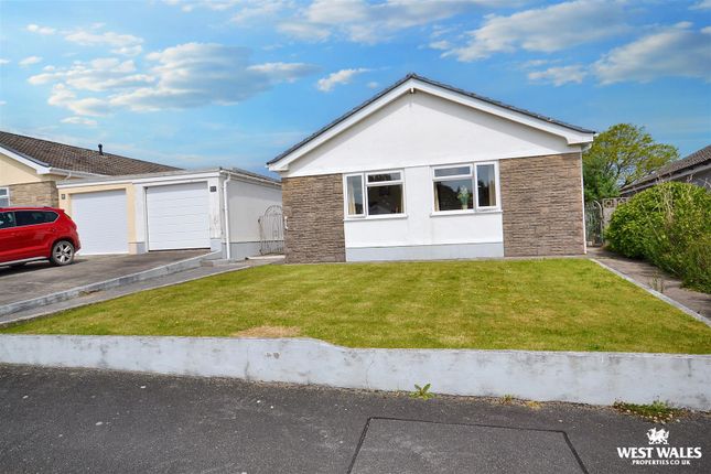 Highfield Park, Coxhill 3 bed detached bungalow for sale